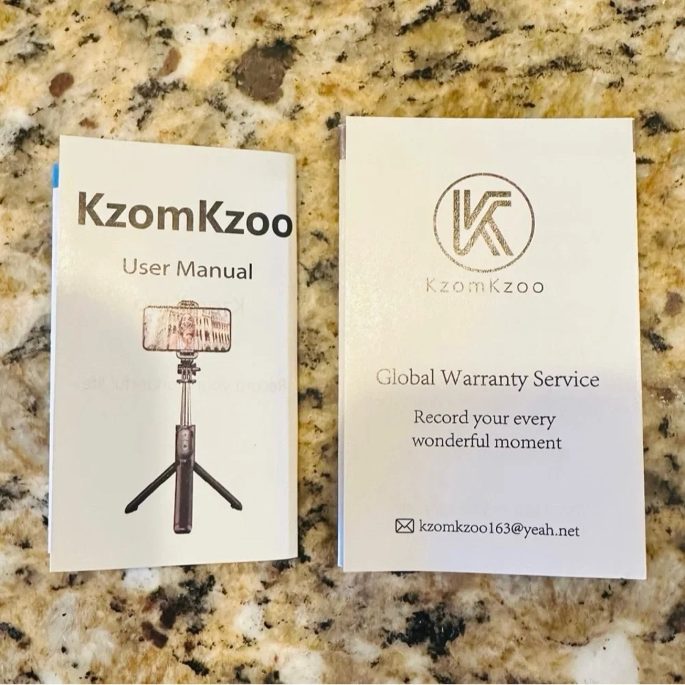 KzomKzoo Selfie Stick New White Blue Tooth